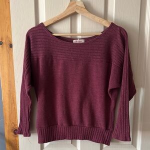 Burgundy Crew Neck Sweater with Classic Ribbed Texture
